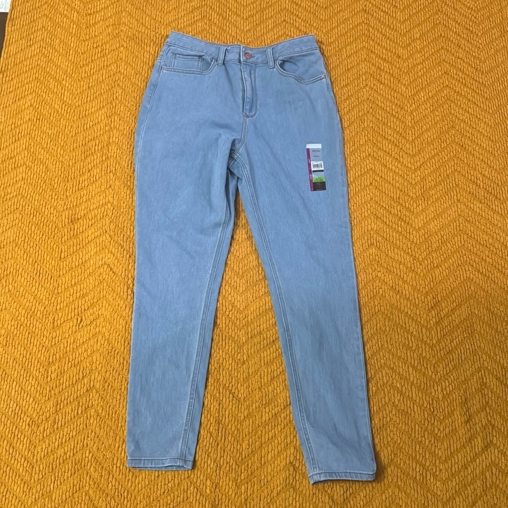 Women’s No Boundaries High Rise Skinny Jeans